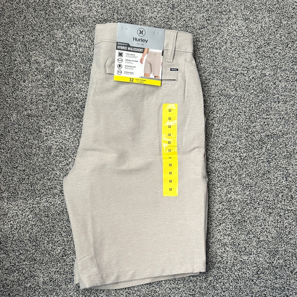 Hurley Men's Beige Hybrid Shorts